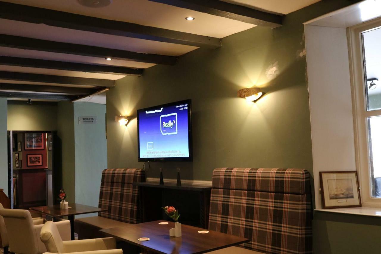 Schooner Hotel 알른머스 외부 사진