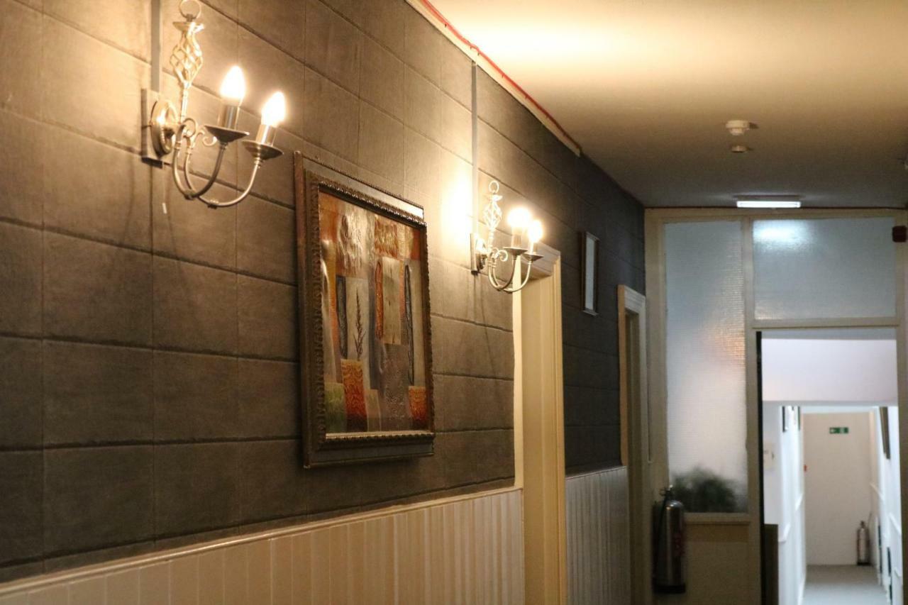 Schooner Hotel 알른머스 외부 사진